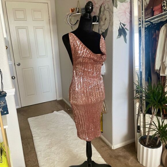 Naked Wardrobe Sequin Mini with Thigh Split, SZ M - Picture 2 of 9